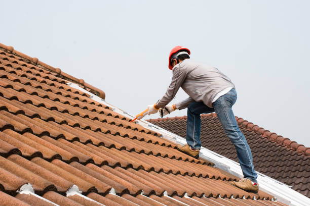 Best Emergency Roof Repair Services  in Coosada, AL
